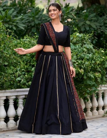 Rangrasiya Black Lehenga