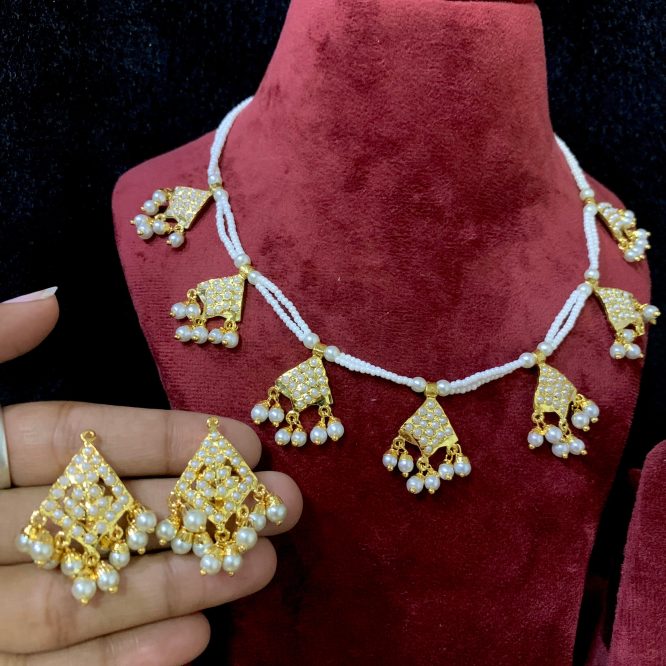 Jadau Necklace Sets