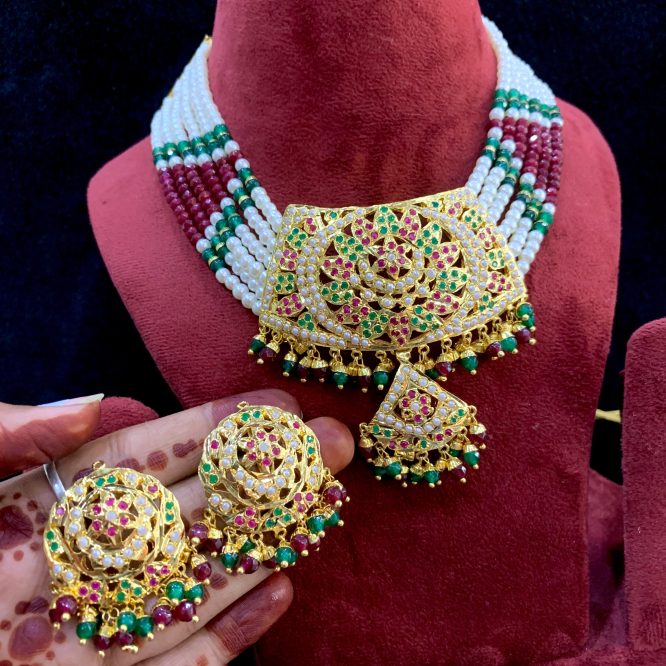 Jadau Necklace Sets