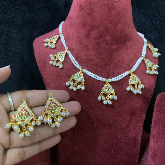 Jadau Necklace Sets